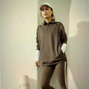 Athleta Cozy Karma 1/2 Zip Sweatshirt